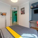 Villa *