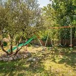 Villa *