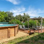 Villa *