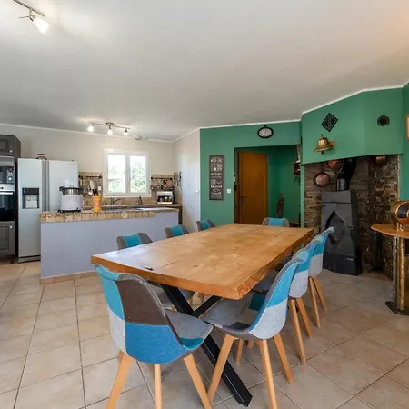 Villa Holiday home Mejannes-le-Clap
